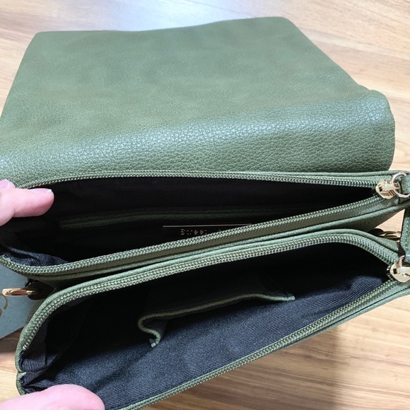 Street Level - Green Leather Crossbody Bag - Picture 5 of 8